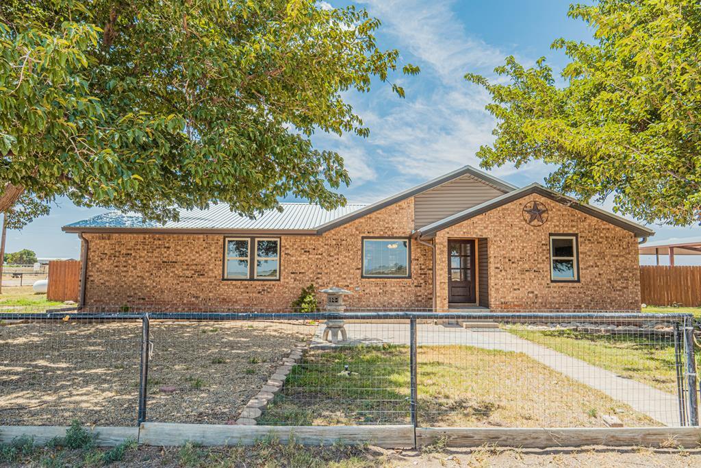 Foto principal - 182 County Rd 409-I