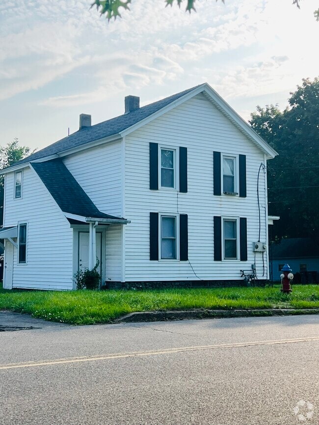 Building Photo - 912 Culverton Rd