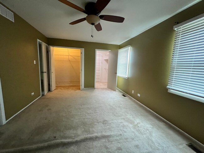Building Photo - 534 Grimes Ave