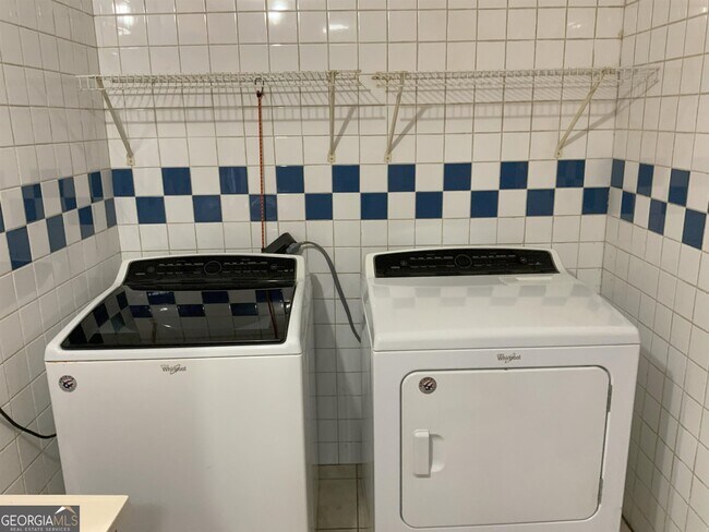 Building Photo - 1590 Waterworks Rd