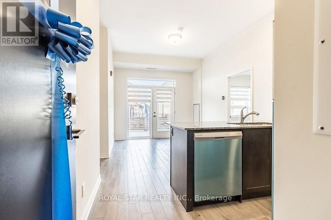 Building Photo - 200 Lagerfeld Dr