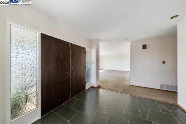 Foto del edificio - 4120 Rhoda Ave