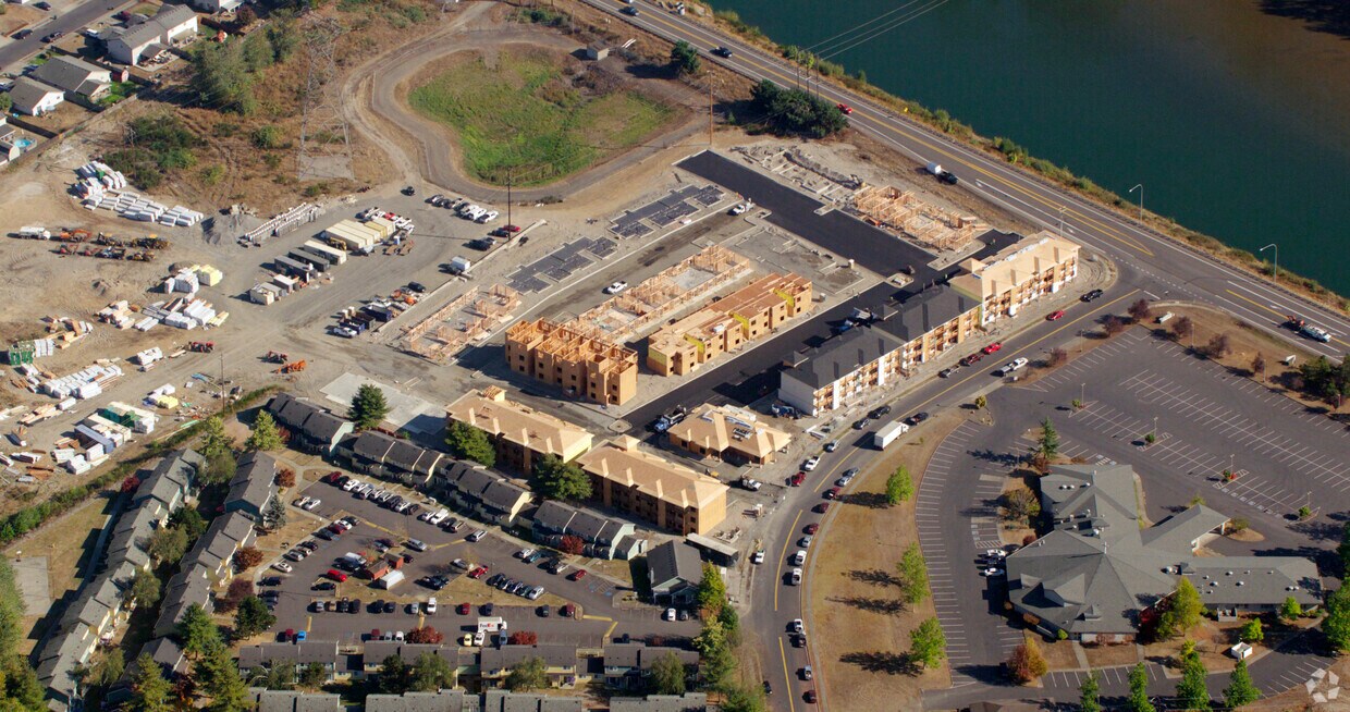RiverStone Villas 104 Solomon Rd Kelso, WA