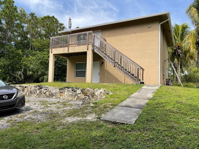 Foto del edificio - 13920 67th St N