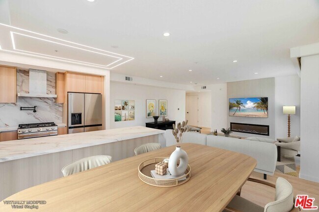 Building Photo - 1414 S Beverly Dr