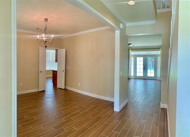 Building Photo - 11210 Chestnut Woods Trail