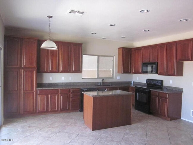 Building Photo - 4833 W Maldonado Rd