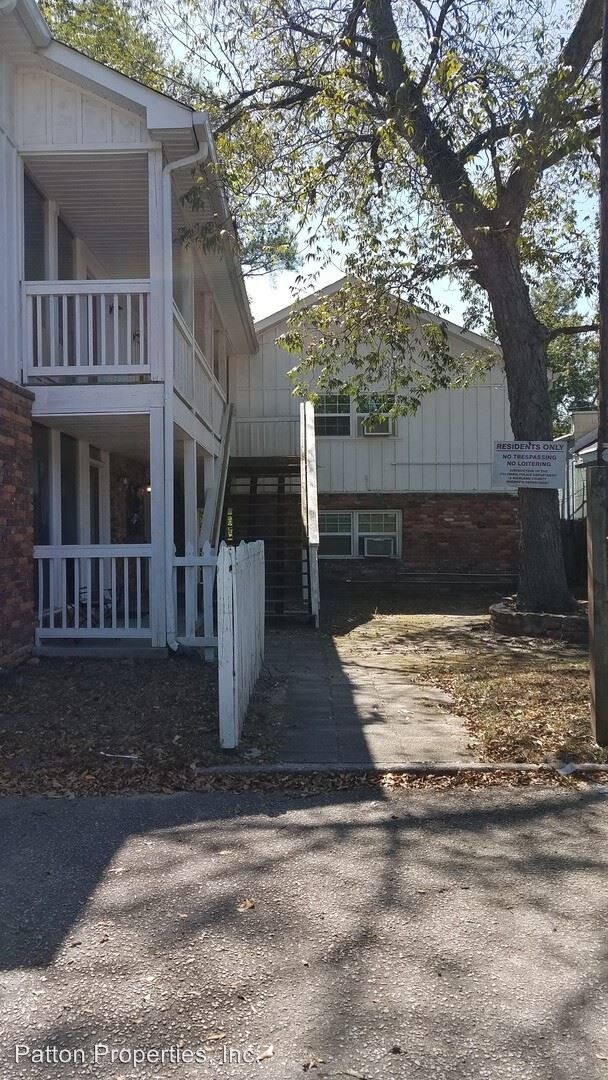 Foto del edificio - 3834 Rosewood Dr