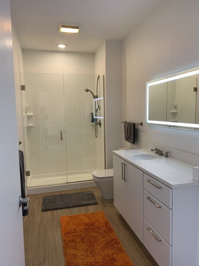 Foto del edificio - 1221 N. LaSalle Lofts