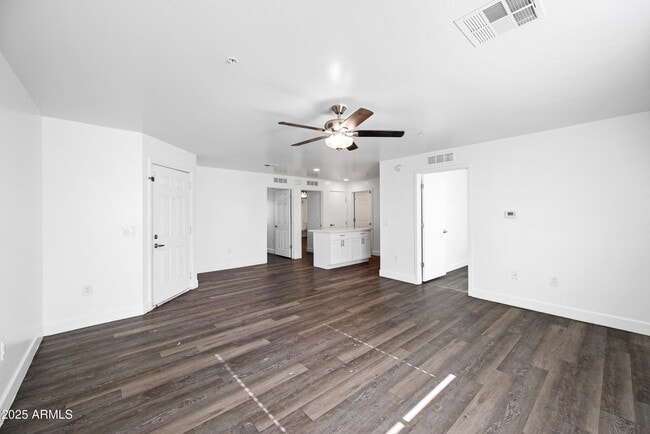 Building Photo - 3065 N 67th Ave