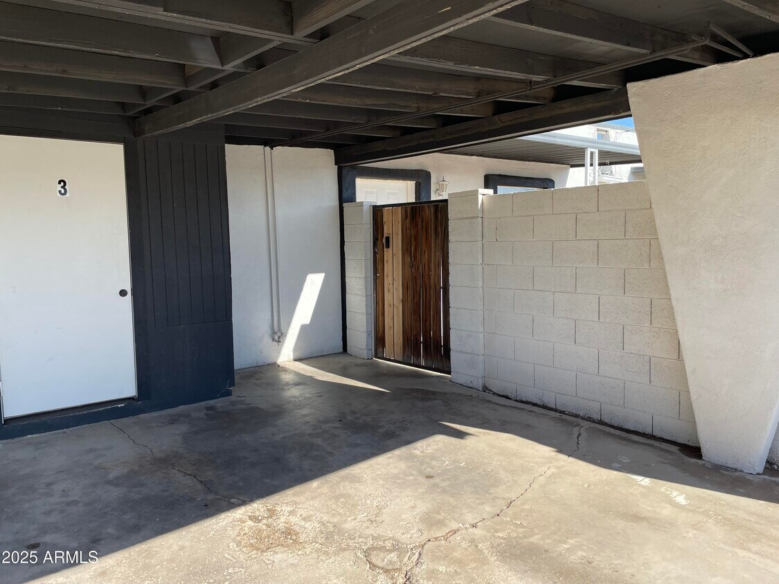 Foto principal - 1551 E 28th Ave