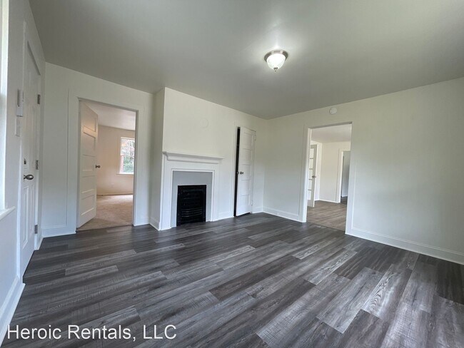 Building Photo - 2 br, 1 bath House - 116 New Woodruff Rd