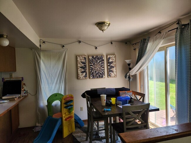 Foto del edificio - 2232-2234 Yew St