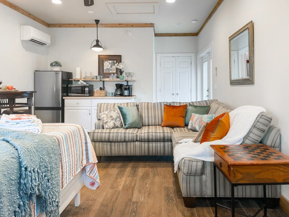 Foto principal - 4421 Luke Ave