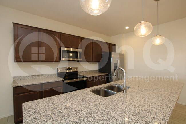 Foto del edificio - 2068 E Escondido Pl