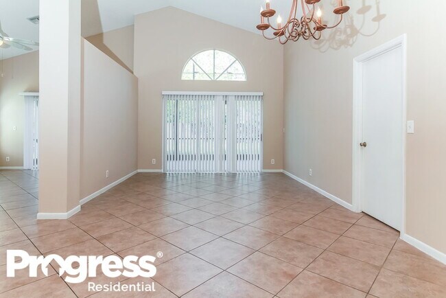Foto del edificio - 7441 Trescott Dr