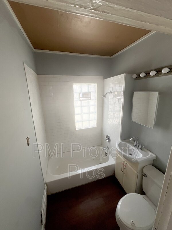 Foto del edificio - 3319 N 28th St