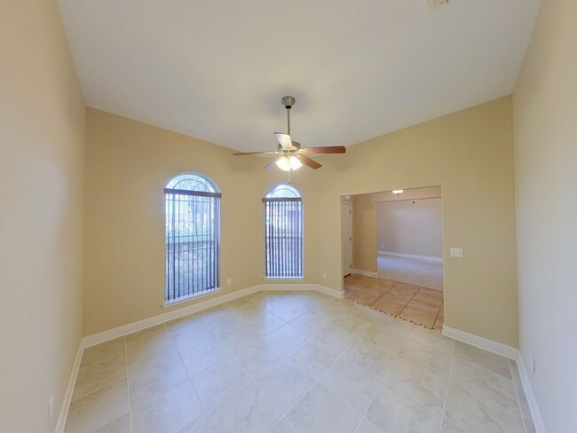 Foto del edificio - $250 Gift Card Exclusive Move-In Bonus*! D...