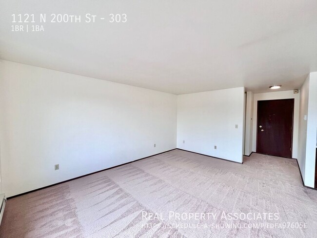 Building Photo - 1121 N 200th St