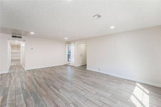 Building Photo - 2629 Hickey Ave