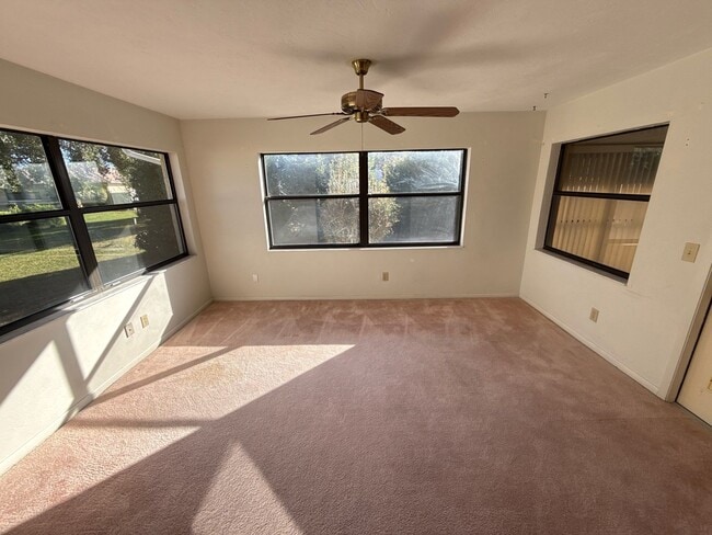 Foto del edificio - 3781 N Passion Flower Way