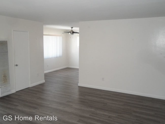 Foto del edificio - 247 Avenida Del Poniente