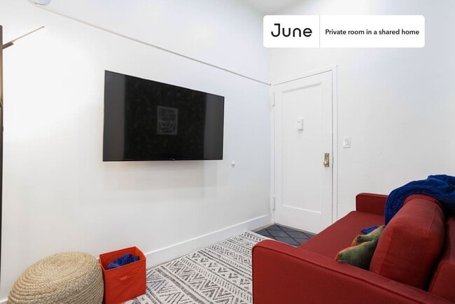 Foto del edificio - Room in Shared 4.0 bed/2 bath home