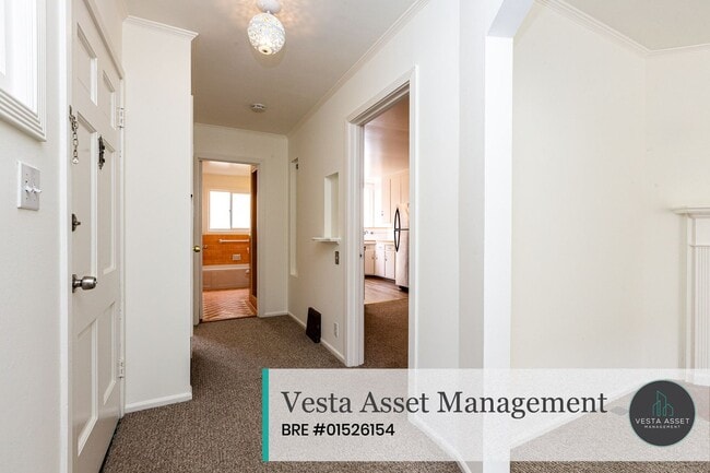 Building Photo - 512-514 Taraval Street