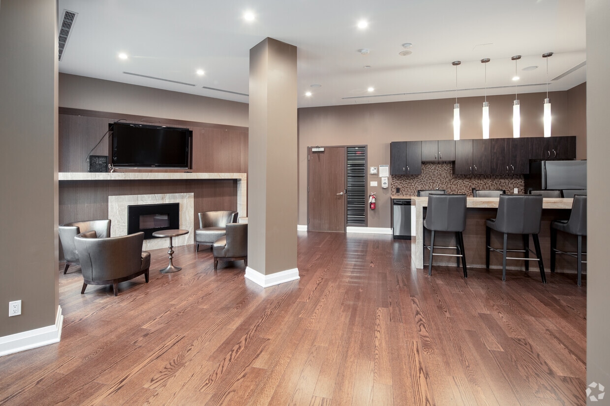Photo - Palomar at Village Gate West Apartments