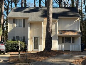 Building Photo - 214 Bramble Ct