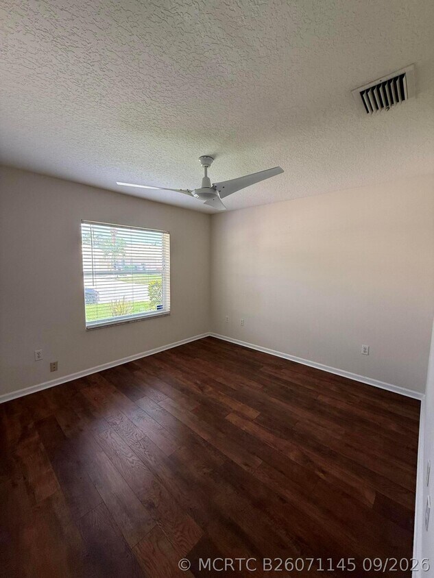 Building Photo - 5140 Marla Dr
