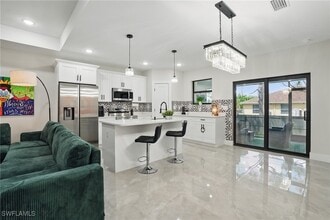 Building Photo - 1011-1013 Abrams Blvd Building Photo - 1011-1013 Abrams Blvd