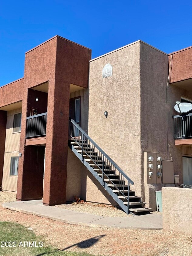 3810 N Maryvale Pkwy Unit 2074, Phoenix, AZ 85031 Room for Rent in