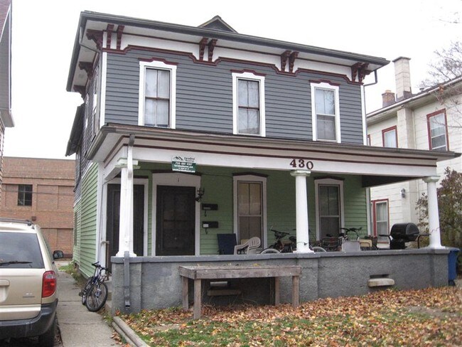 Building Photo - 6 br, 2 bath House - 430 South Fourth Ave ...