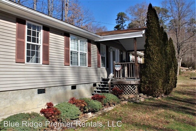 Foto del edificio - 3 br, 2 bath House - 57 Winnipeg Road