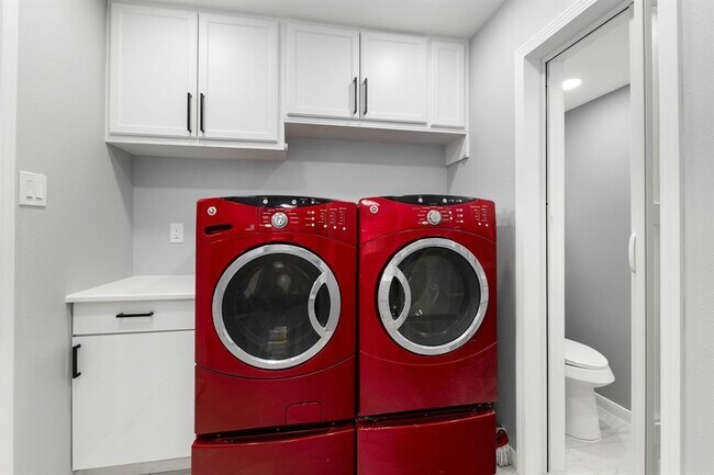 Foto del edificio - 1509 Chestnut Ln
