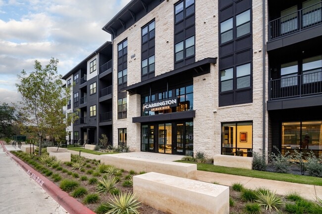 Foto del edificio - Carrington at Oak Hill
