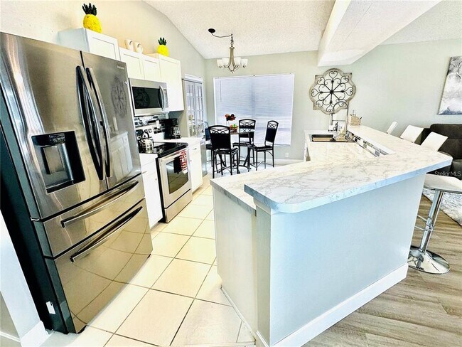 Building Photo - 3042 Bloomsbury Dr