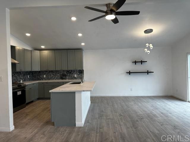 Building Photo - 2656 Wyandotte Ave