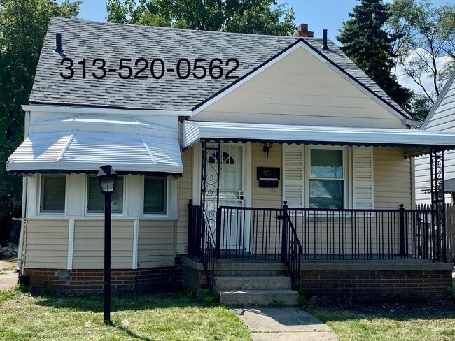 Foto del edificio - 20567 Waltham St