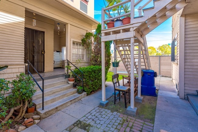 Foto del edificio - 2707 W 14th St