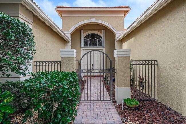 Building Photo - 8621 Vintage Reserve Terrace