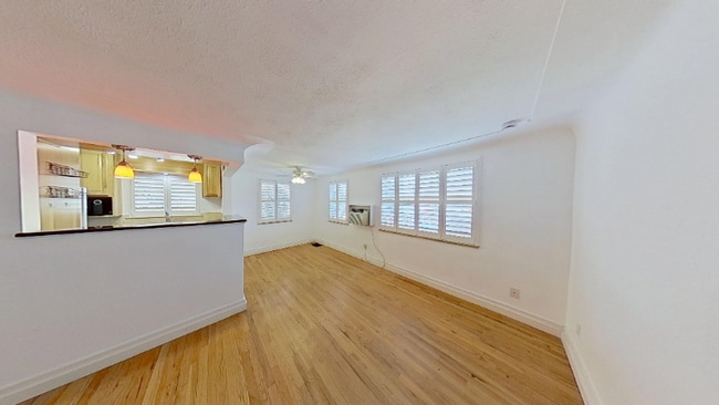 Photo - 245 S Pennsylvania St Apartment