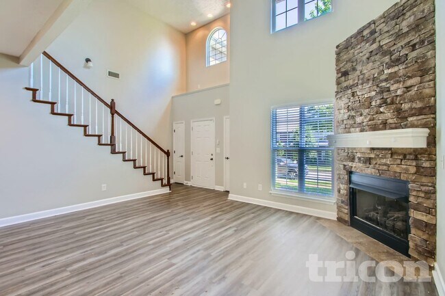 Foto del edificio - 241 Sundown Dr