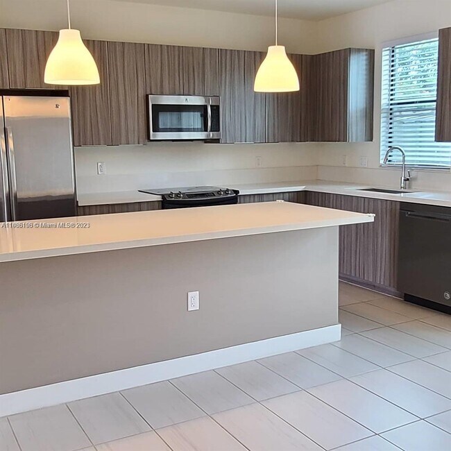 Foto del edificio - 10473 NW 82nd St