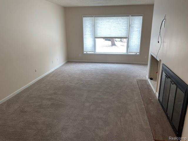 Foto del edificio - 6334 Laurentian Ct