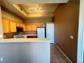 Building Photo - 3460 Cactus Shadow St