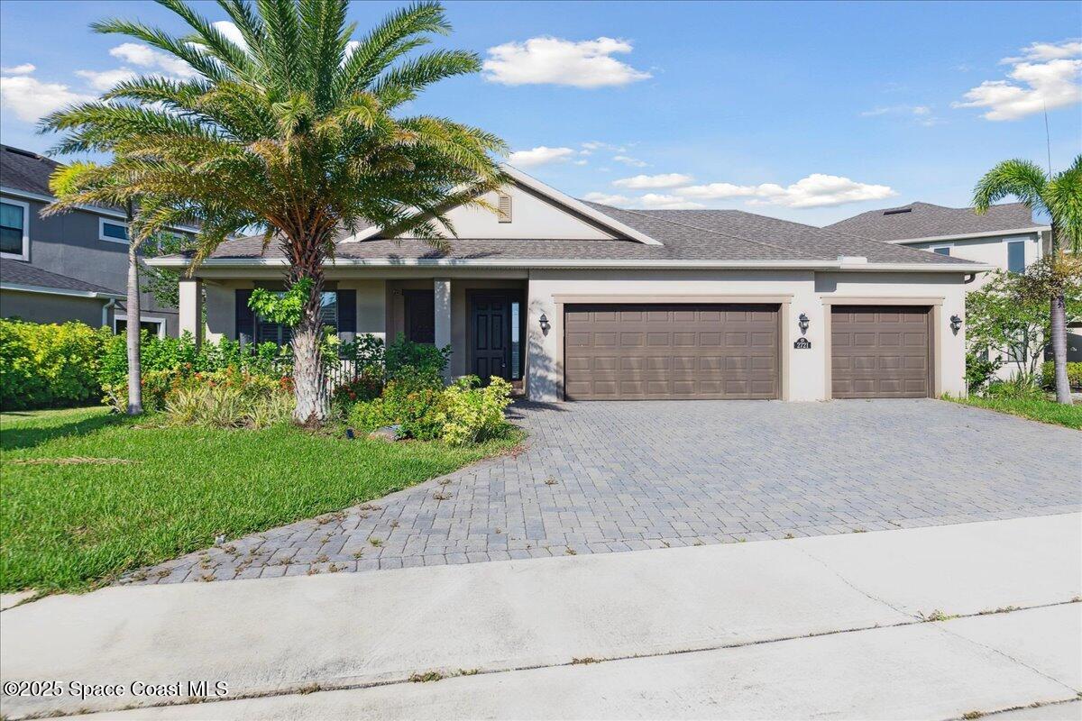 Primary Photo - 2721 Casterton Dr
