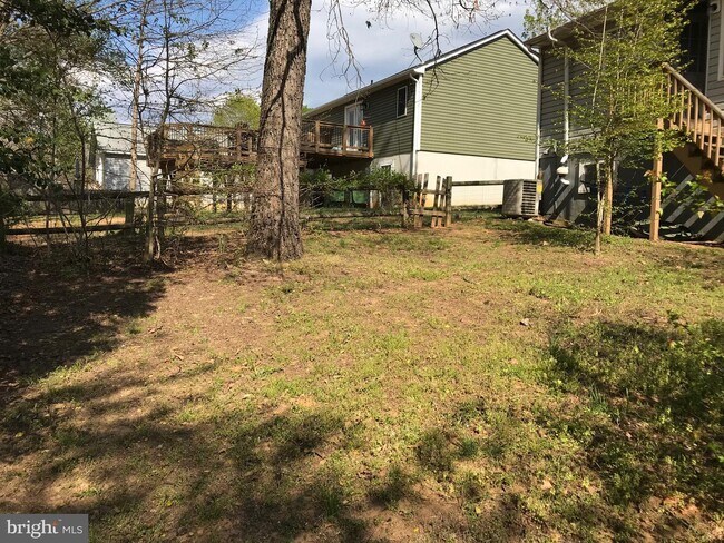 Foto del edificio - 35485 Wilderness Shores Way
