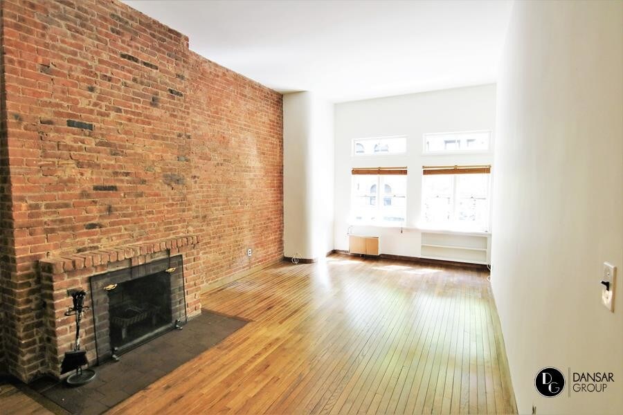 Primary Photo - 309 West 76th Street